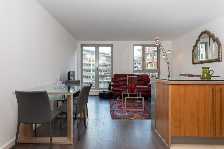 Apartamentos 2 Bedroom Flat In Holloway With Balcony And Courtyard