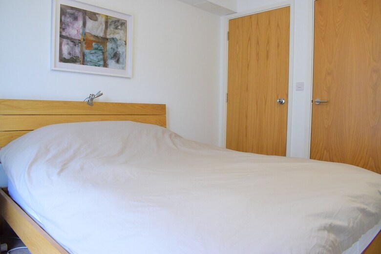 Apartamentos 1 Bedroom Flat With Balcony In Camden Town
