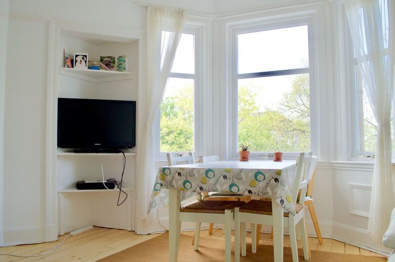 Apartamentos 2 Bedroom Flat By The Water Of Leith