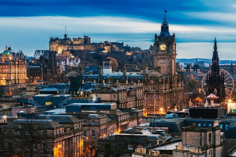 2 Bedroom Edinburgh Apartment