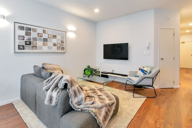 Chic & Stylish Apartment With Free Parking
