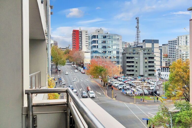 Chic & Stylish Apartment With Free Parking