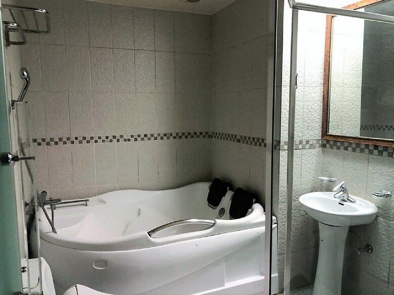 Masan Tourist Hotel