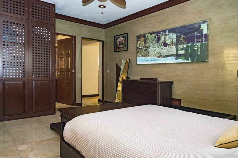 Hermosa Mayette Villa By Chezplaya