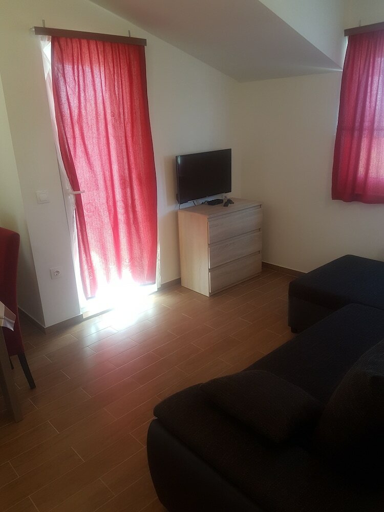 Apartments Zova