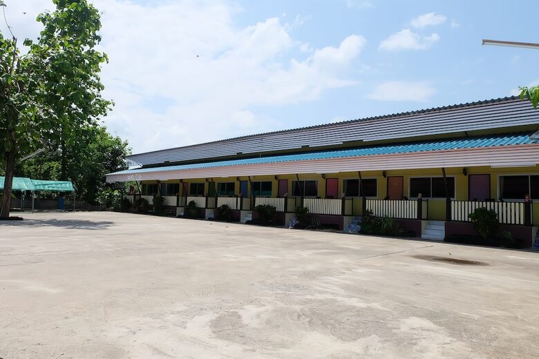 Hotel Nam Phueng Place 2