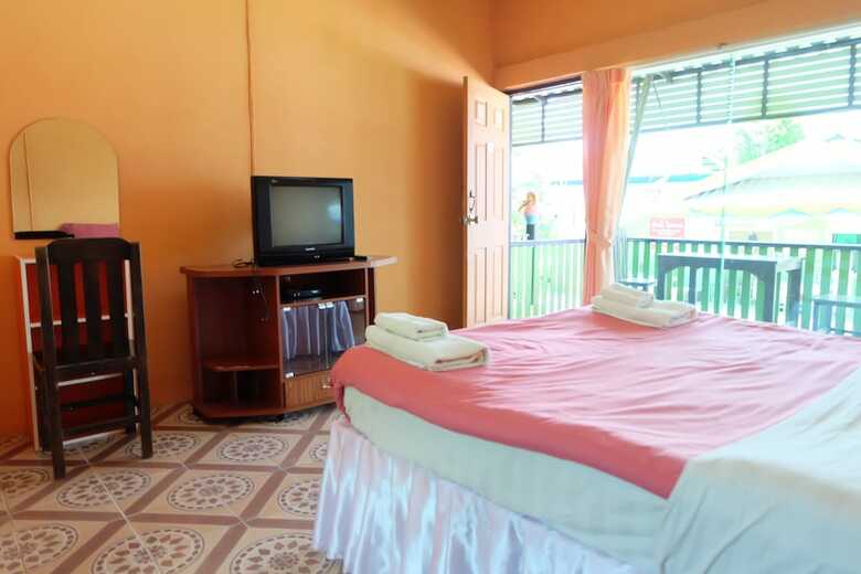 Hotel Nam Phueng Place 2