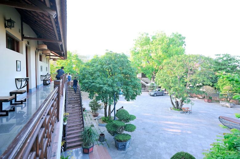 Tam Coc Gecko Garden Hotel