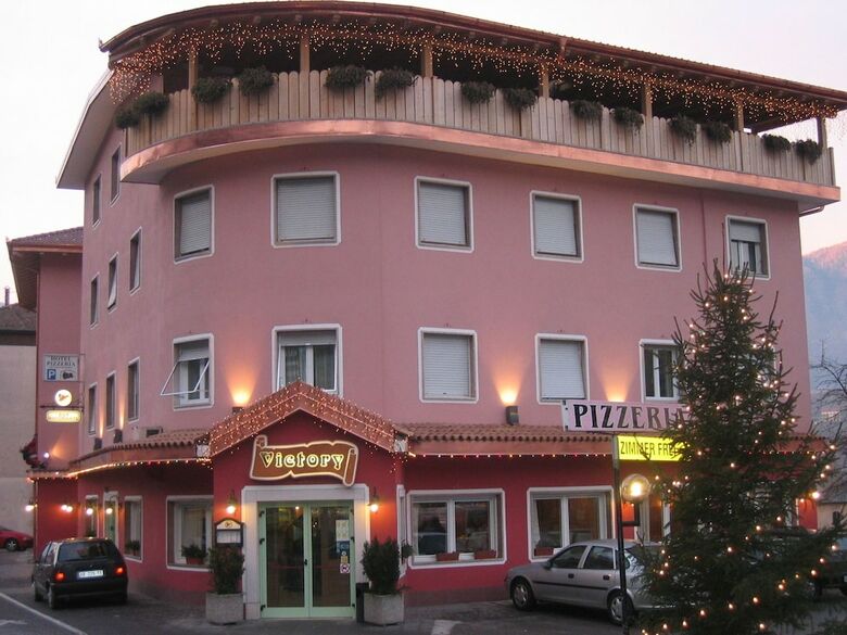 Victory Hotel Dermulo Di Predaia