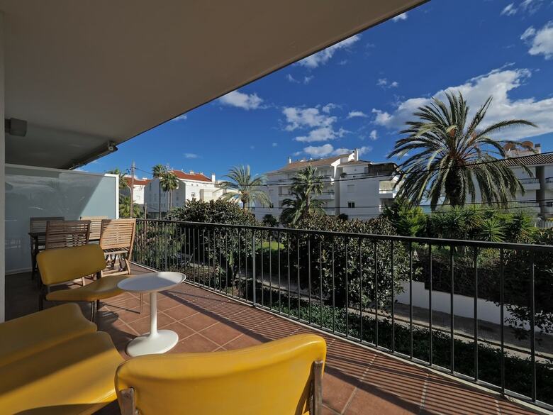 Apartamentos Terraza Vinyet