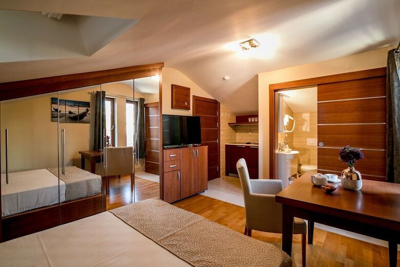 Apartamentos Hedera Residences