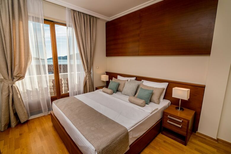 Apartamentos Hedera Residences