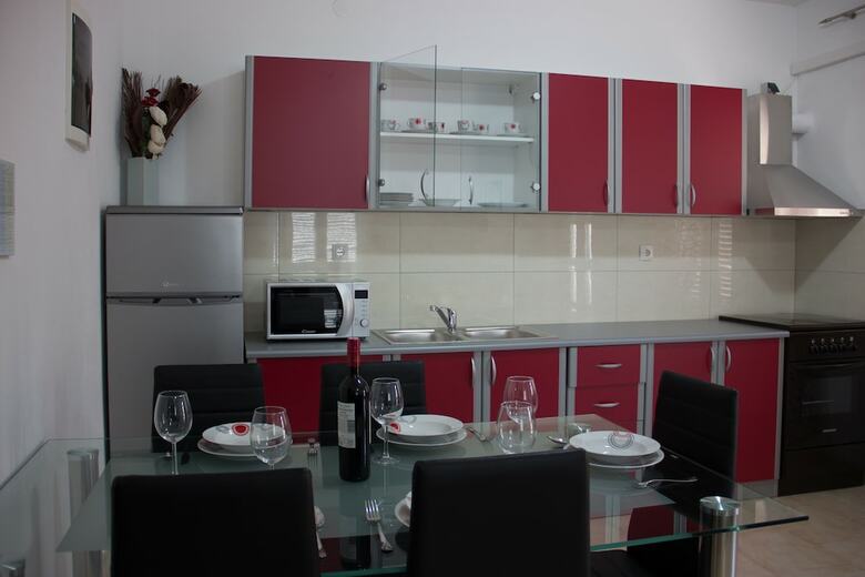 Slavica Apartments