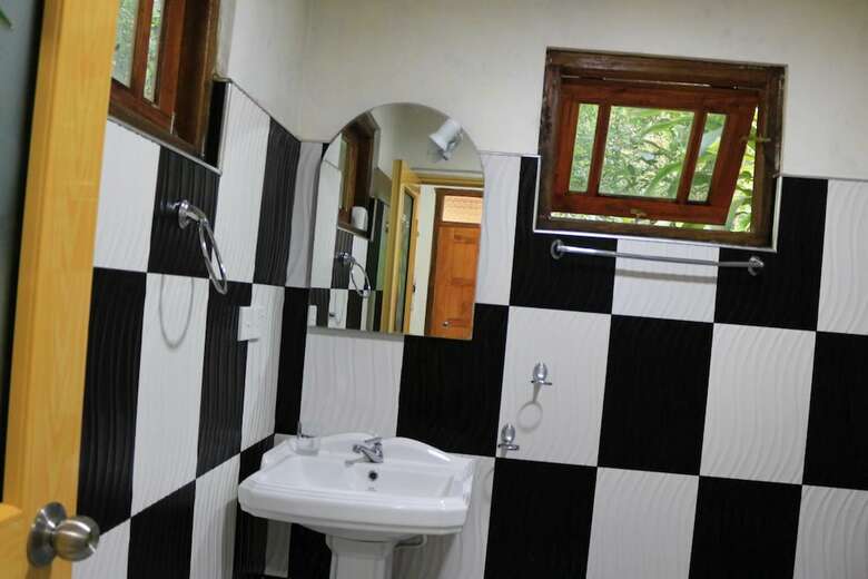 Hotel Yoho Nature Homestay
