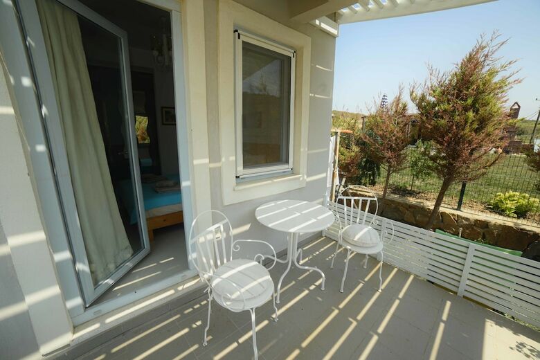 Hotel Aspasia House