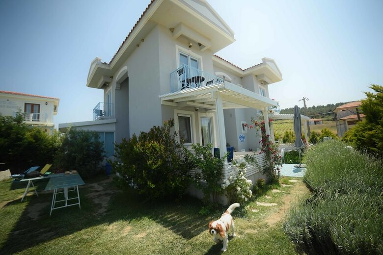 Hotel Aspasia House