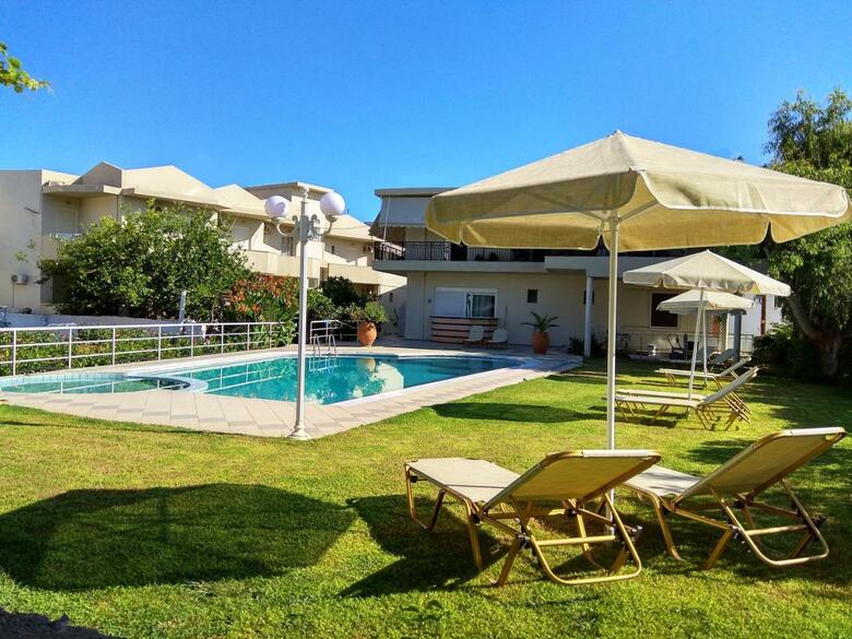 Apartamentos Theros