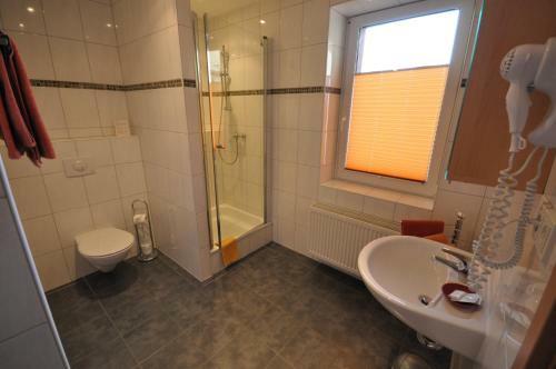 Hostal Landhaus Warndtwald Dependance