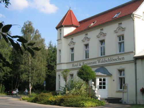 Hotel & Restaurant Waldschl�sschen