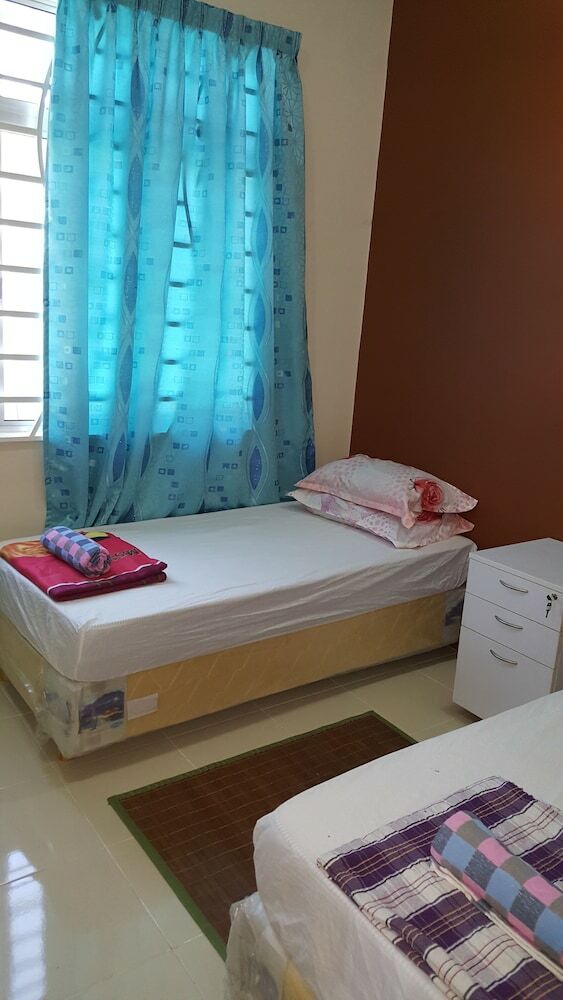 Jf Wadi Sofea Homestay