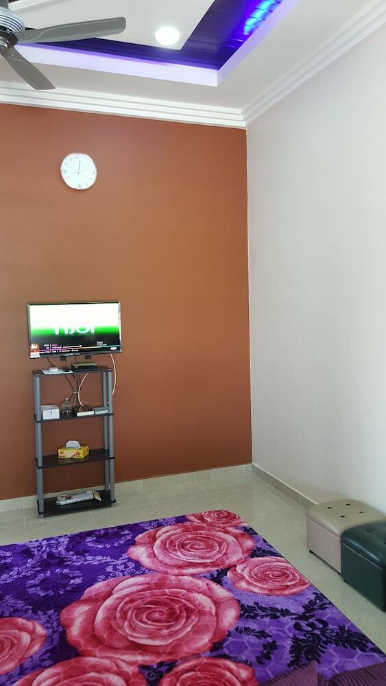 Jf Wadi Sofea Homestay