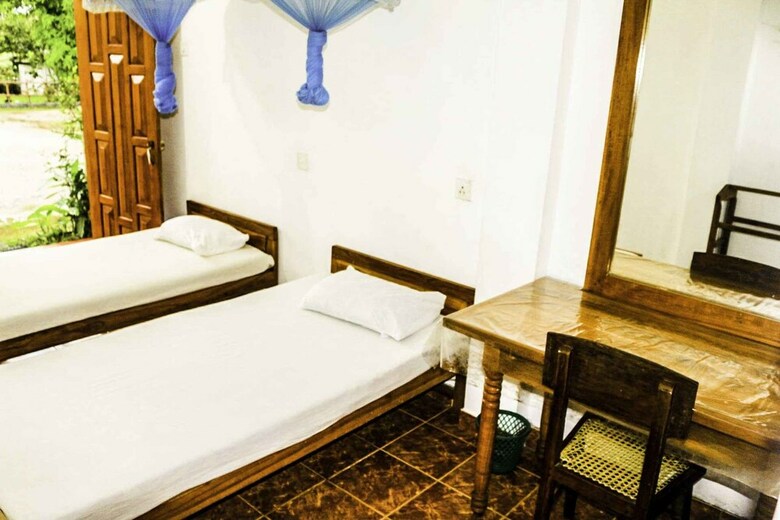 Hotel Yoho Little Rose Inn
