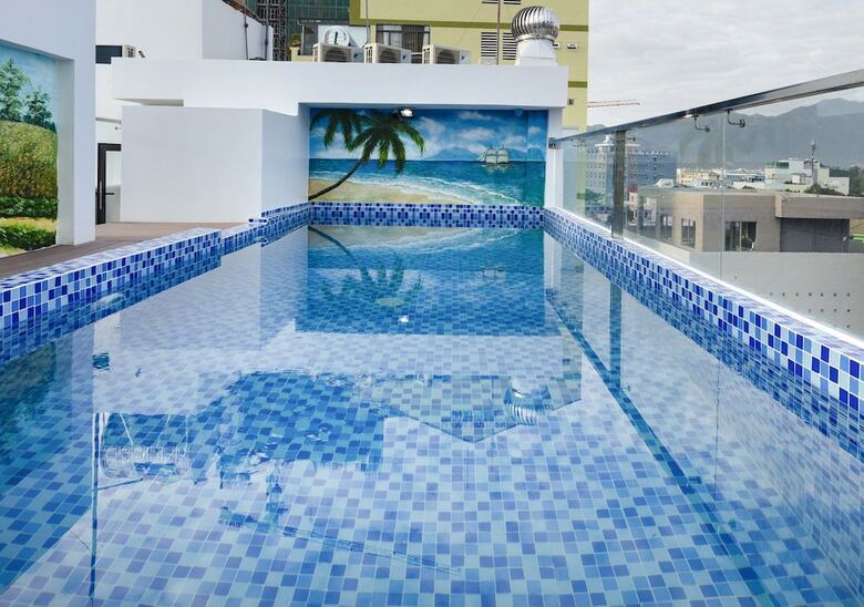 Royal Hotel Nha Trang