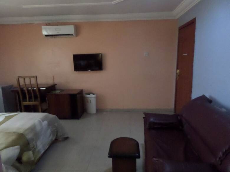 Hotel Koltotel Plaza And Suites