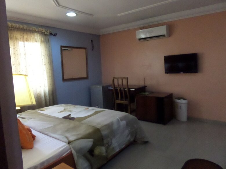 Hotel Koltotel Plaza And Suites