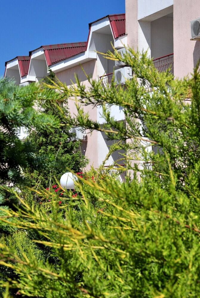 Hotel Lazurnaya 2