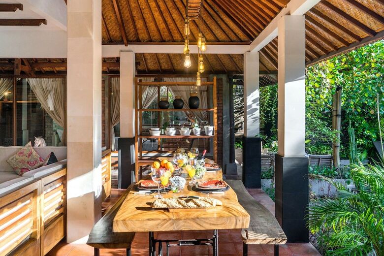 Oberoi Luxury Villas