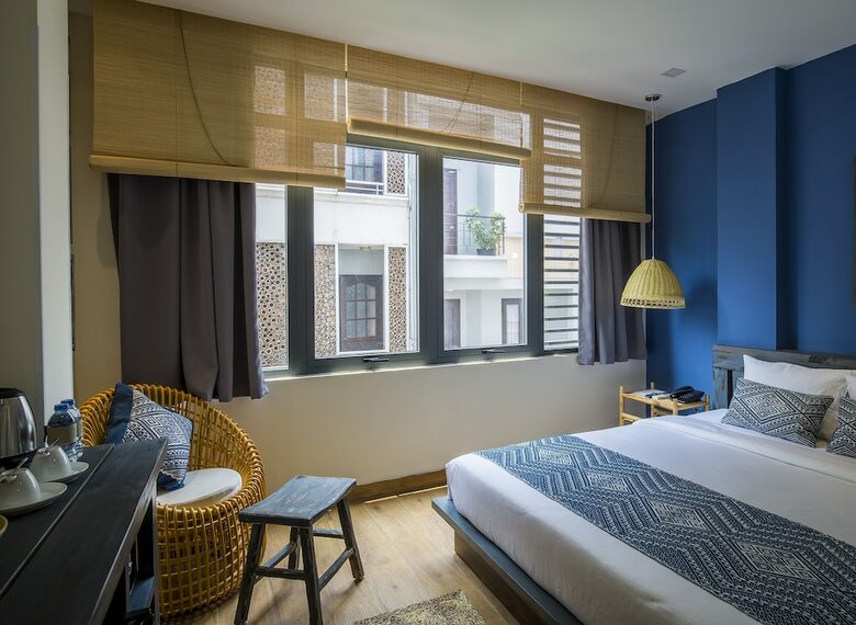 Urban Lodge Hotel - Hostel