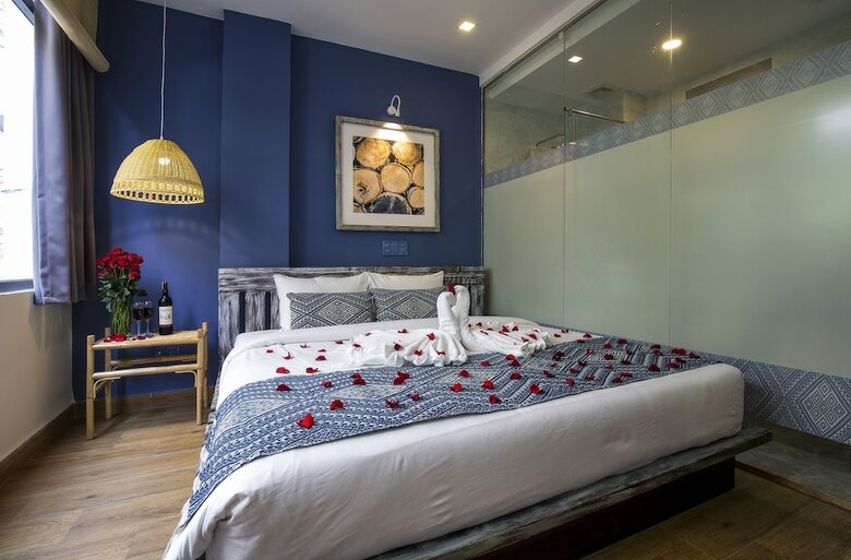 Urban Lodge Hotel - Hostel