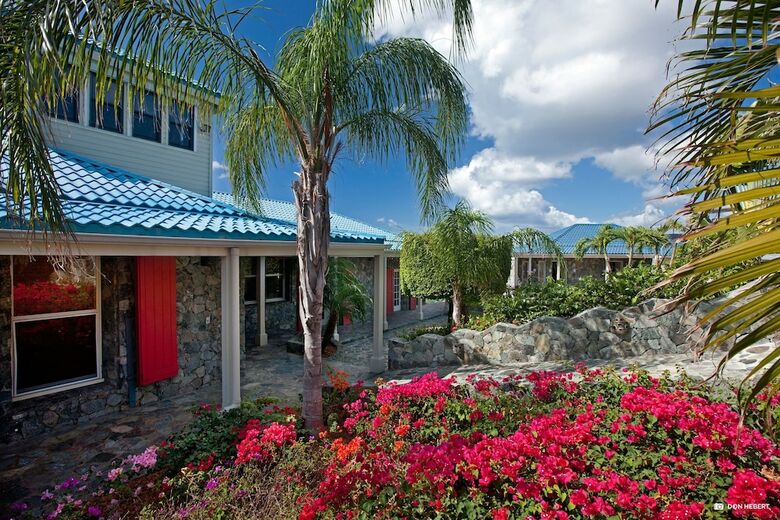 Blue Serenity - Five Bedroom Villa