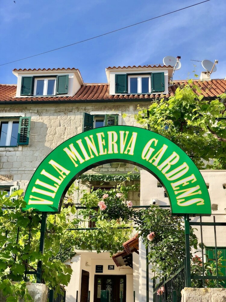 Apartamentos Villa Minerva Gardens