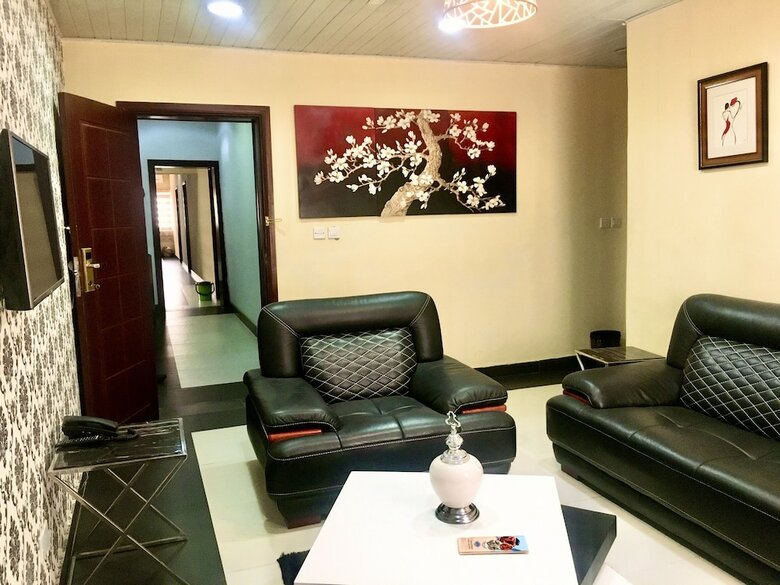 Providence Hotel And Suites