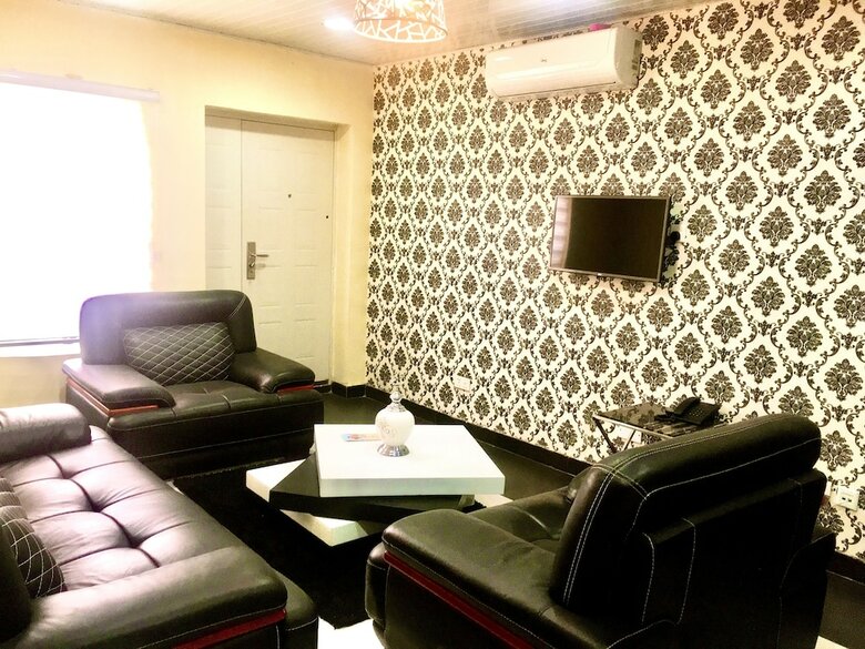 Providence Hotel And Suites