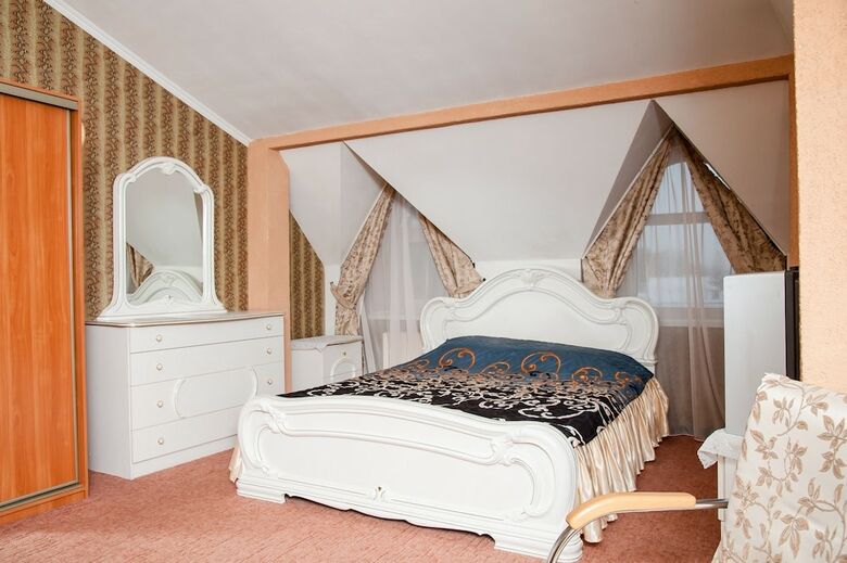 Hotel Monetniy Guest House