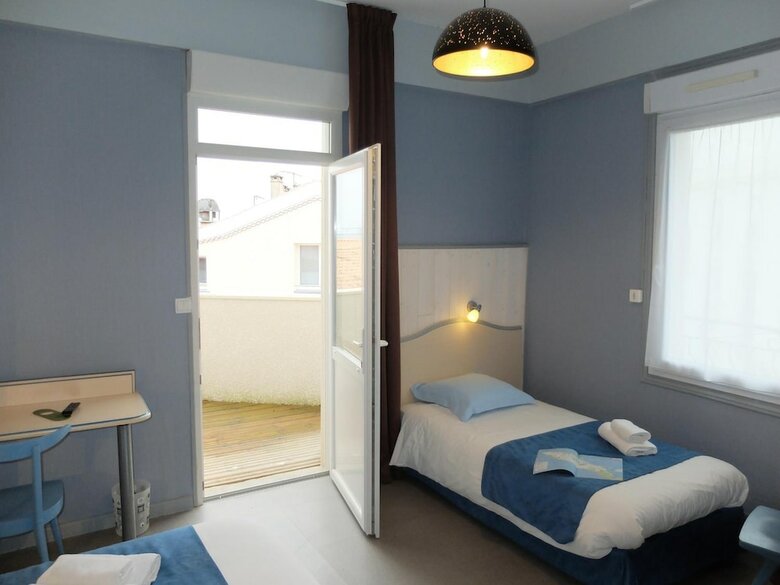 Hotel H�tel Les Pins