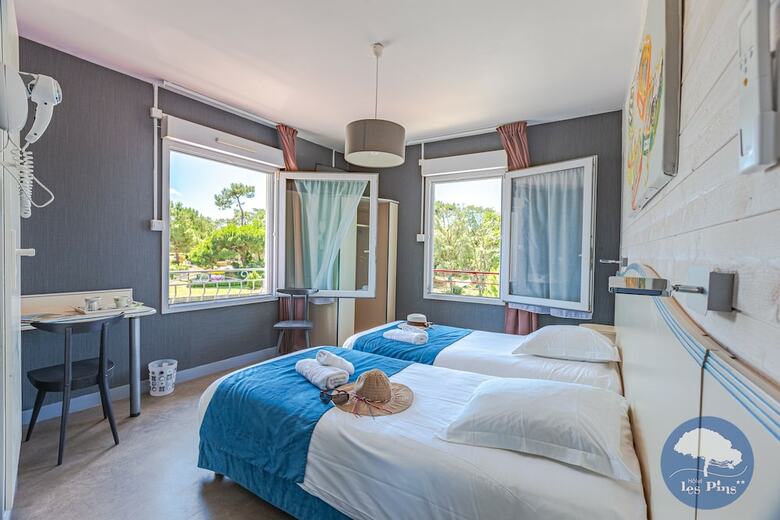Hotel H�tel Les Pins