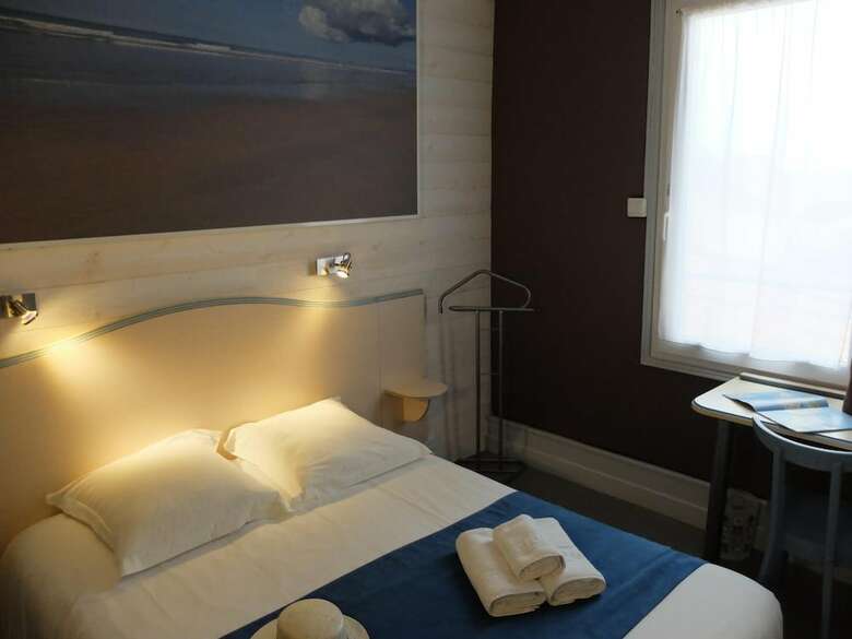 Hotel H�tel Les Pins