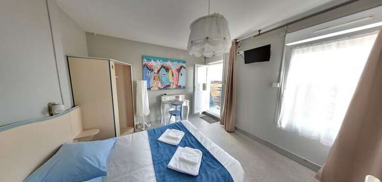 Hotel H�tel Les Pins