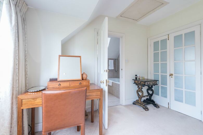 Charming Golders Green Home By Hampstead Heath