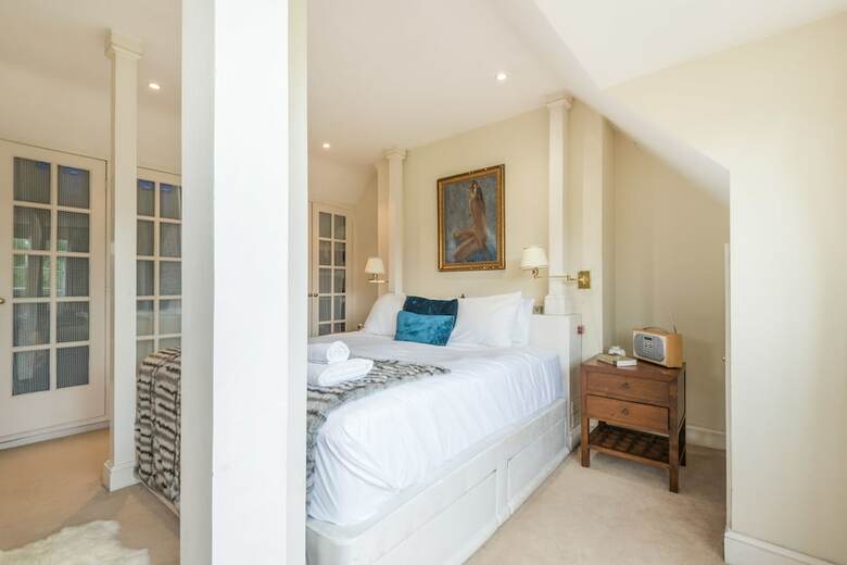 Charming Golders Green Home By Hampstead Heath