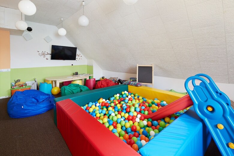Hotel ?ervenohorsk� Sedlo