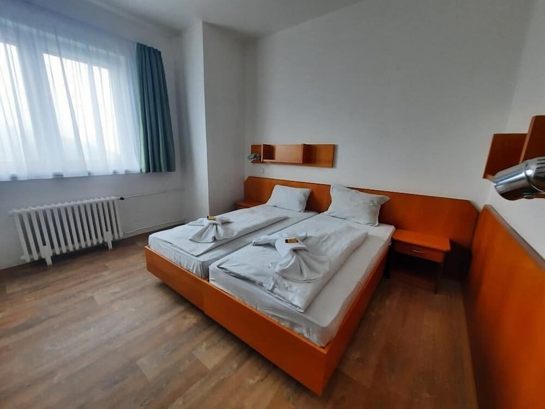 Hotel ?ervenohorsk� Sedlo