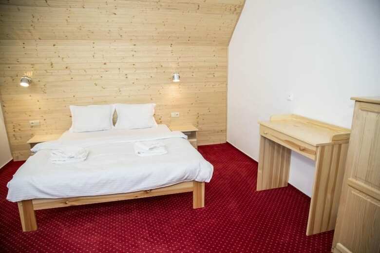 Hotel ?ervenohorsk� Sedlo