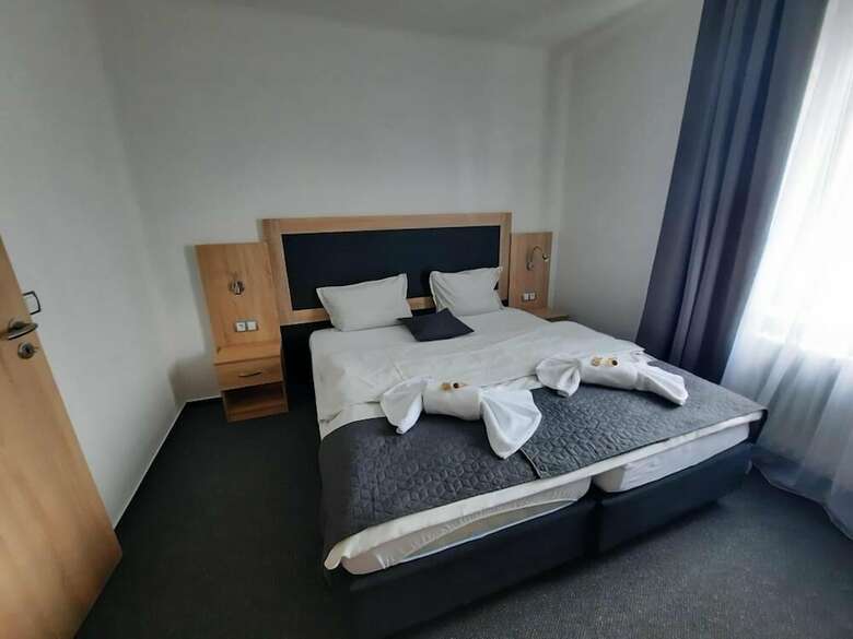 Hotel ?ervenohorsk� Sedlo