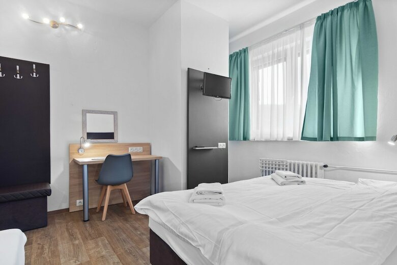 Hotel ?ervenohorsk� Sedlo
