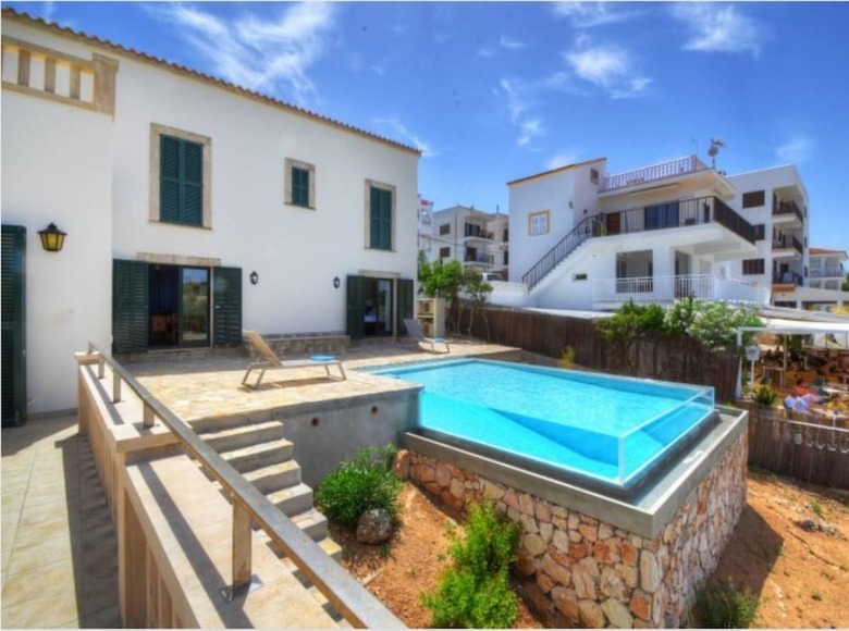 105751 -  Villa In Felanitx